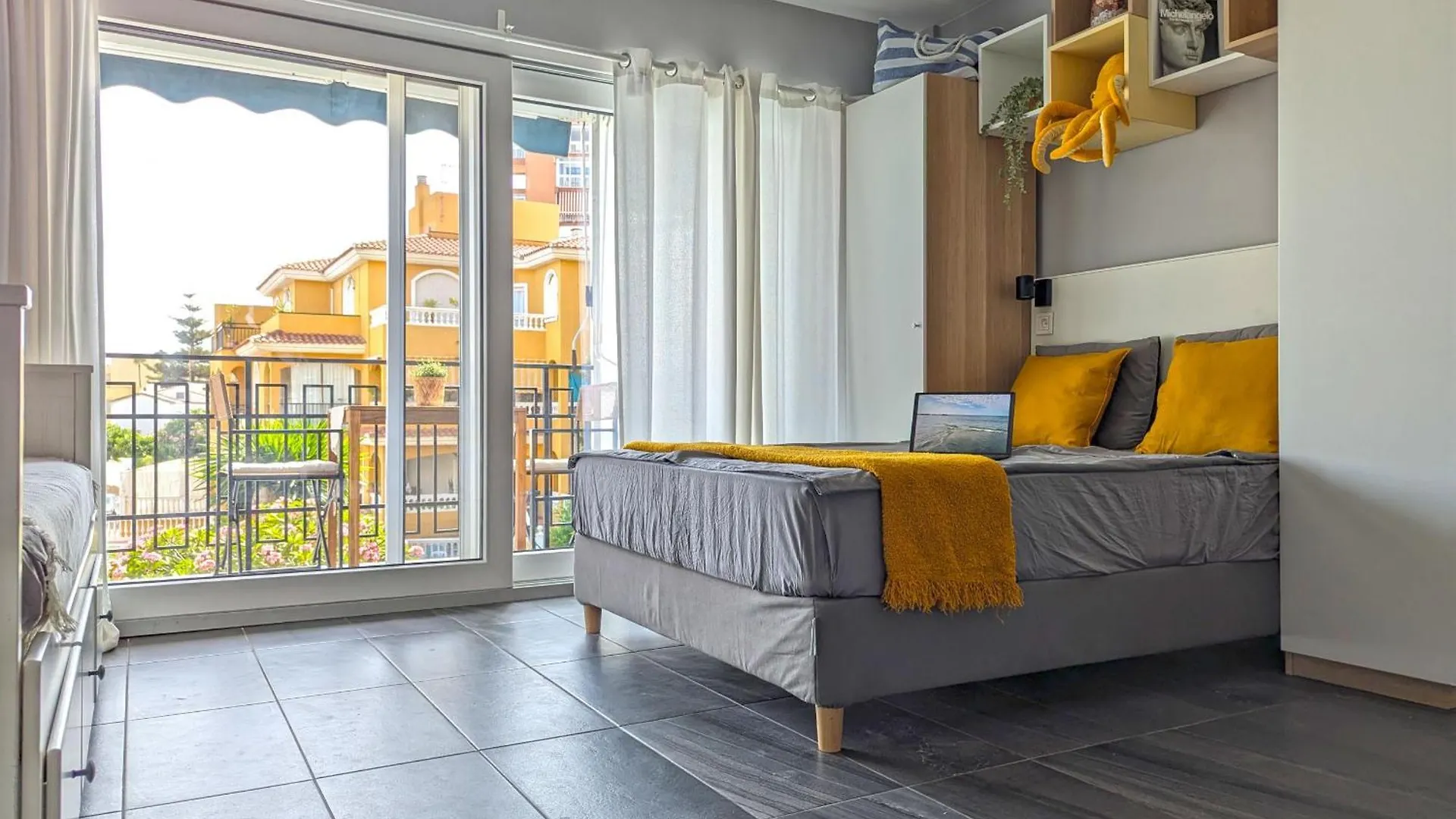 Lägenhet Stylish Studio Close By The Sea Benalmádena Spanien