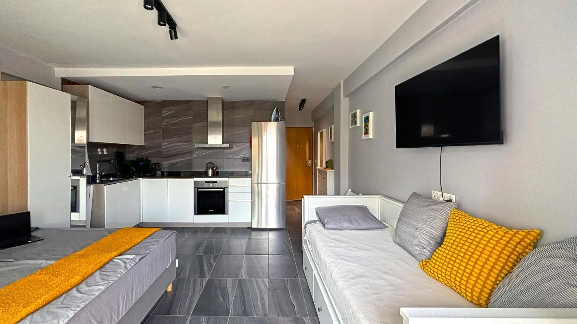Stylish Studio Close By The Sea Benalmádena 0*,  Spanien